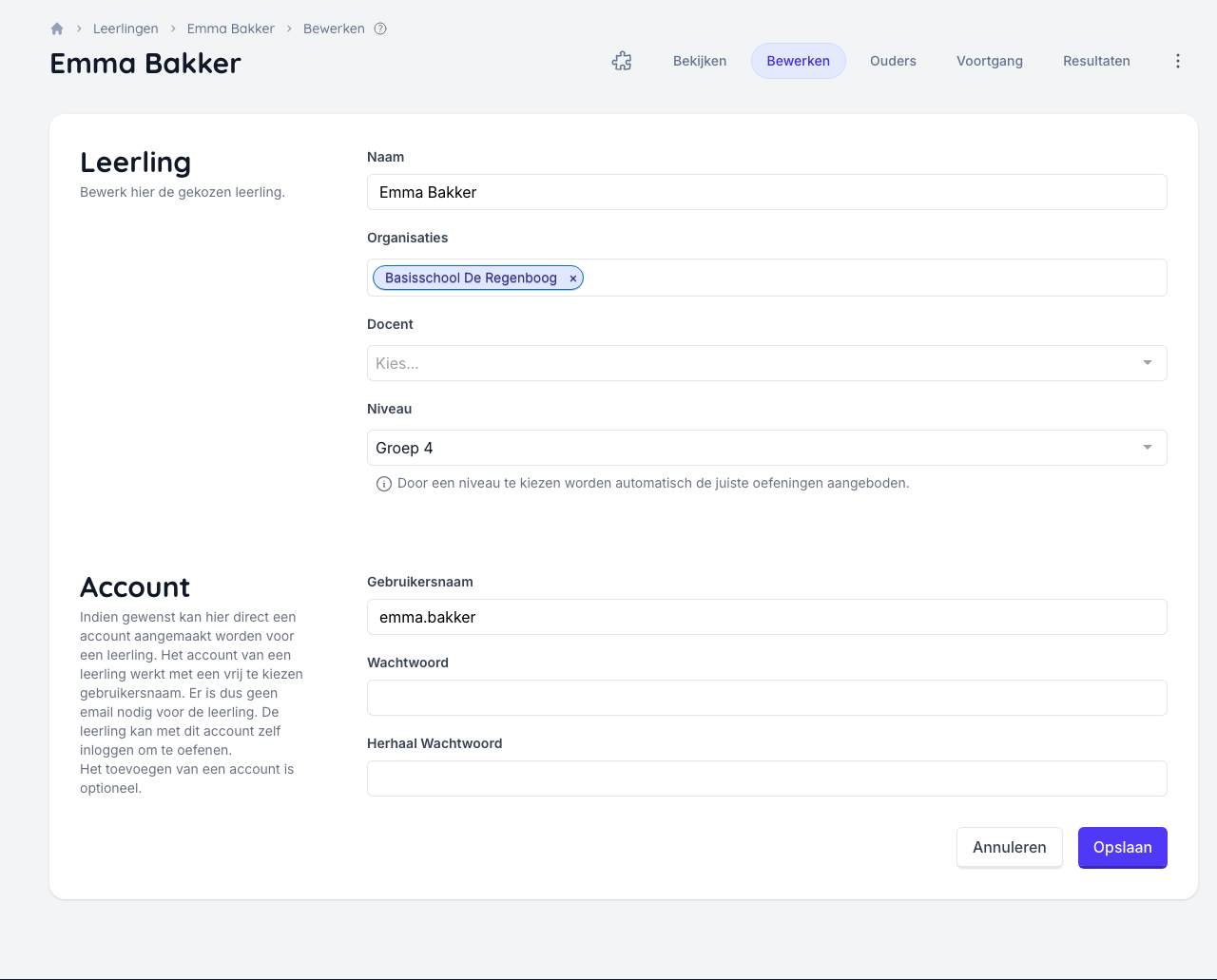 Het bewerkformulier van een leerling met naam, niveau, klas en accountvelden